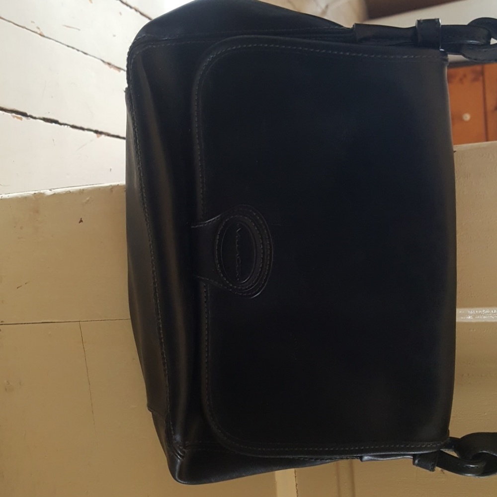 Villager Liz Claiborne purse